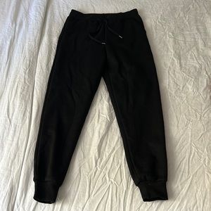 black sweatpants